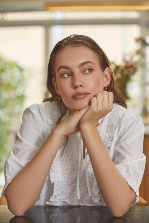 LOVE & DIVINE LOVE633 BLUSE (White, M)