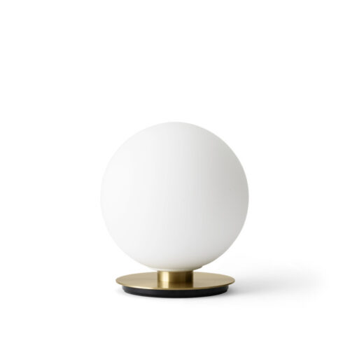 Menu TR Bulb Væg- og Bordlampe Messing Mat Opal