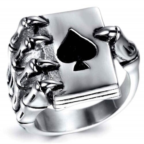 Pokerhand skull